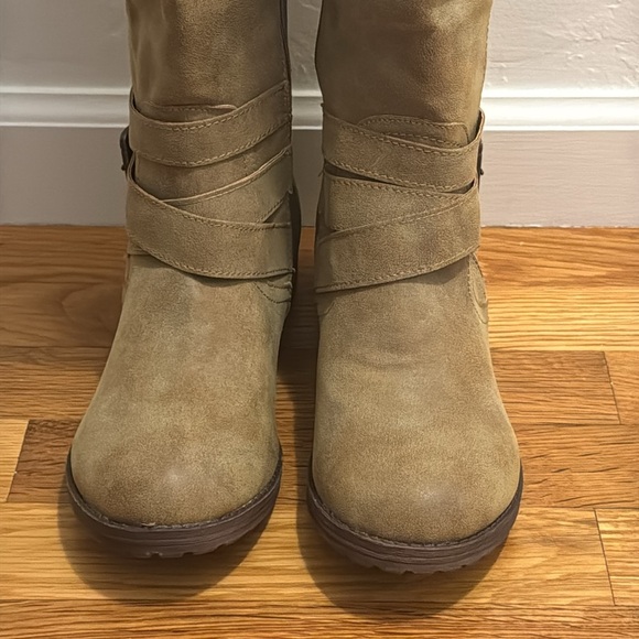 Taupe Brown Knee High Boot Combat Riding Size 10 Shoe Dazzle Neely‎ New Casual - Picture 2 of 9